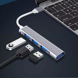 Reiko 4-Port USB 3.0 Hub in Silver | MaxStrata